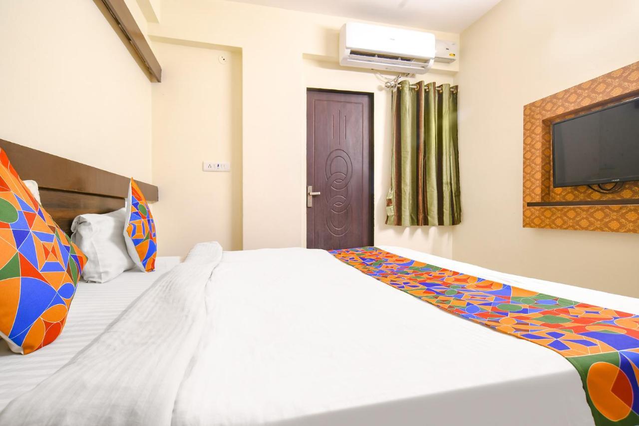 Fabexpress Golden 3* Indore
