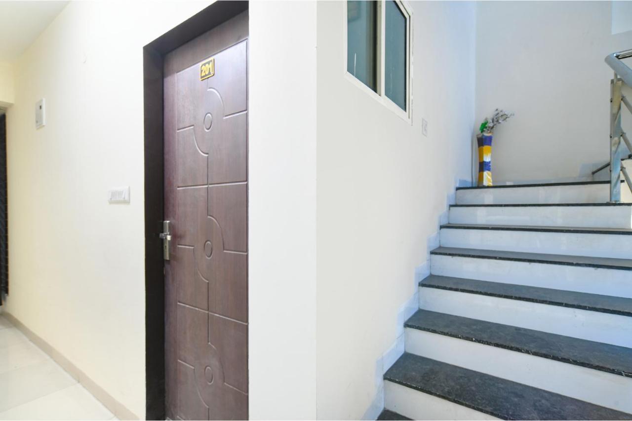 Hotel Fabexpress Golden 3*