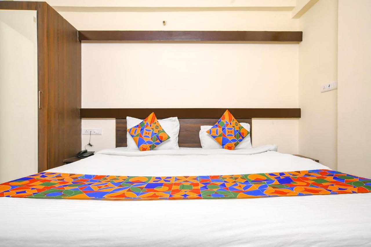 Fabexpress Golden 3* Indore