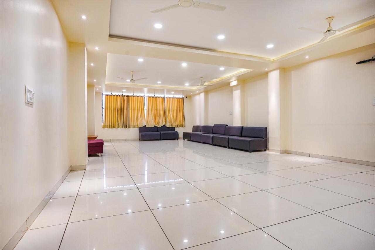 Fabhotel Sukh