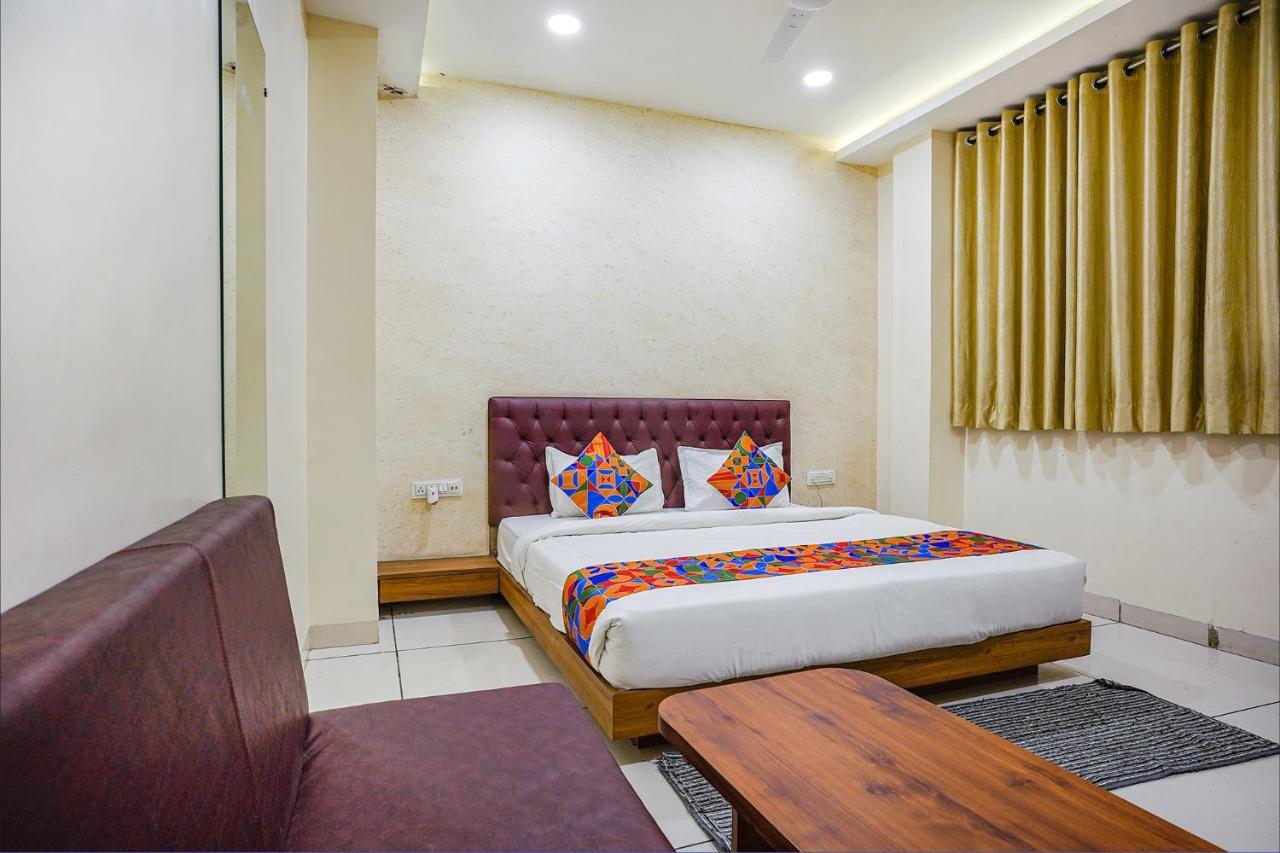 Hotel Fabhotel Sukh Indore