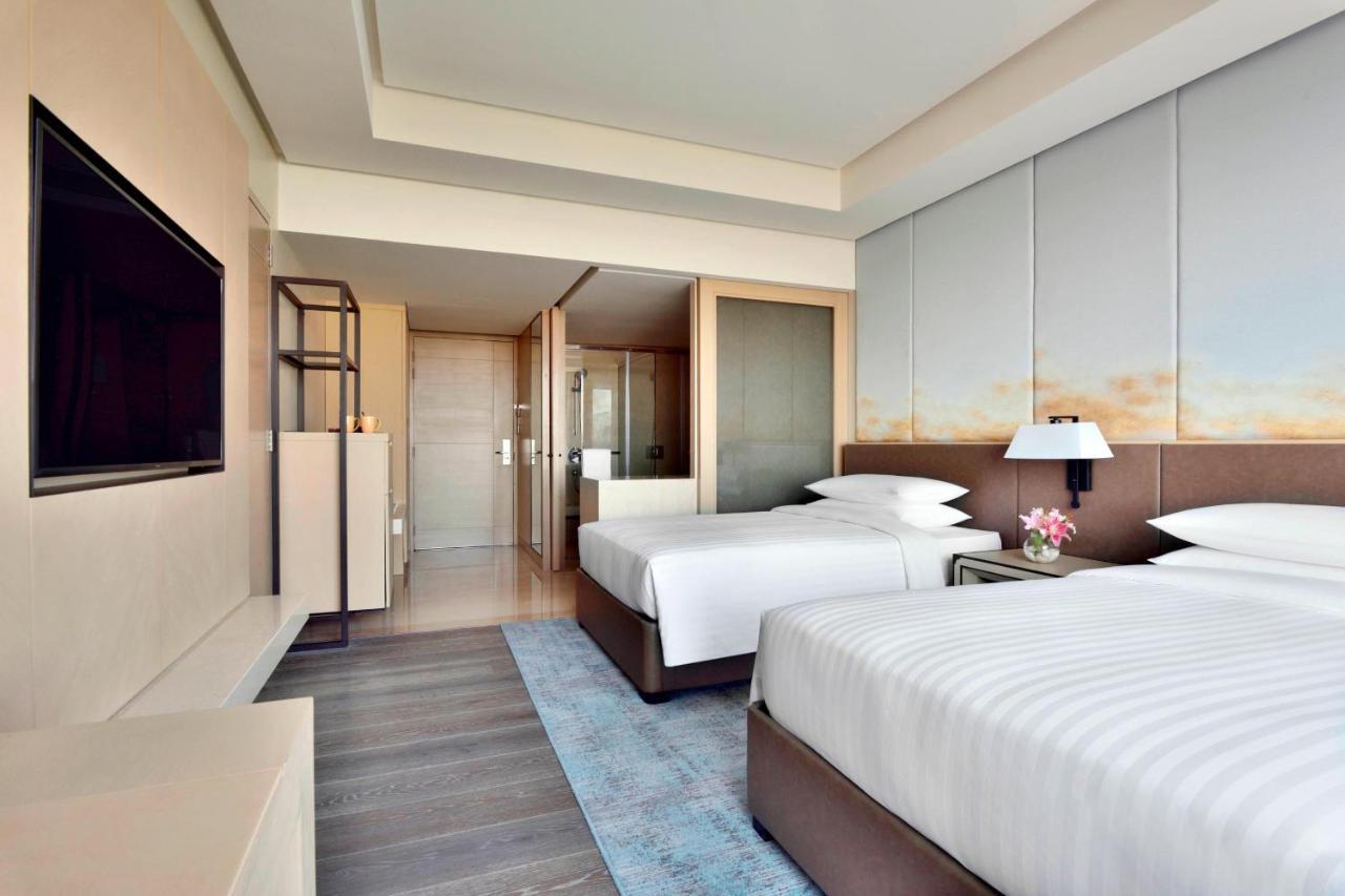 Marriott Hotel 5*
