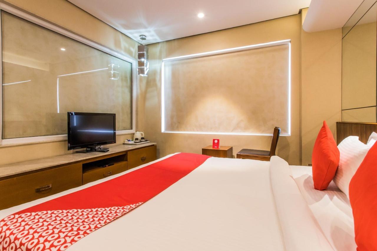 Capital O 14448 Sapphire Star Hotel Indore