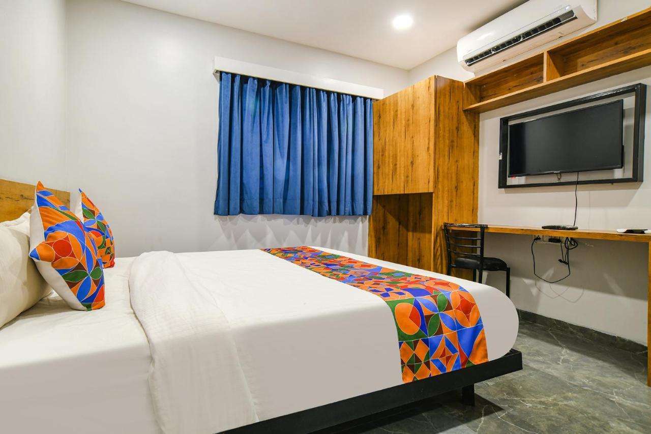 Fabhotel Unity Landmark 3*