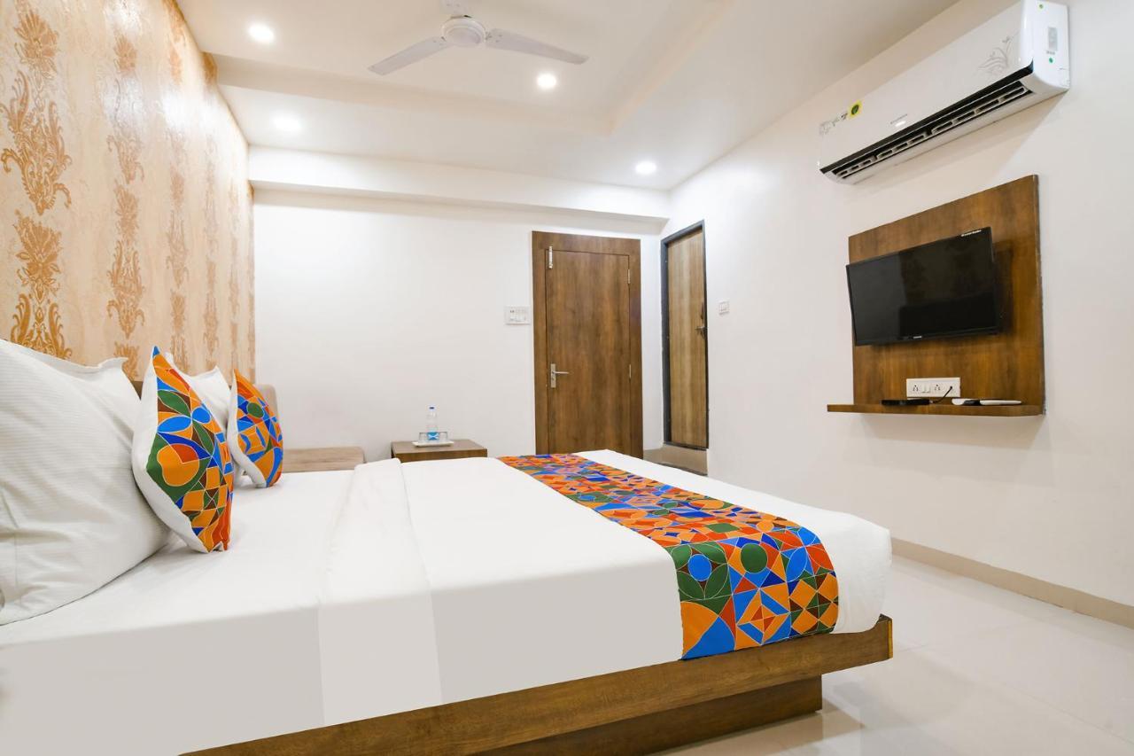 Hotel Fabhotel Eleven 3*
