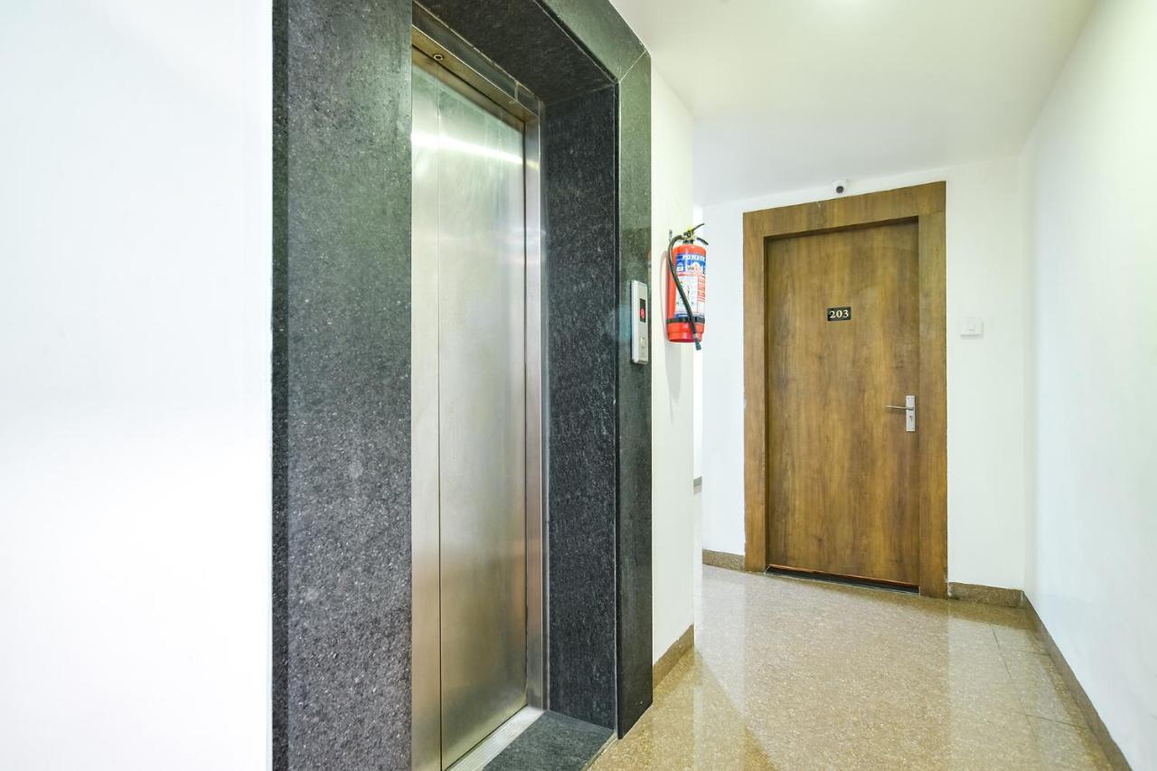 Fabhotel Eleven Hotel 3*
