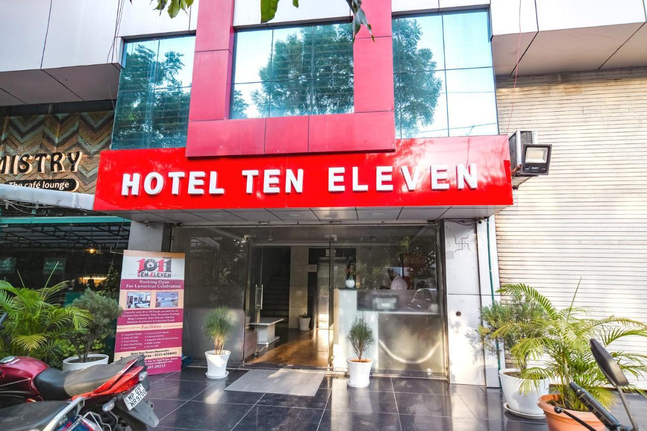 Hotel Fabhotel Eleven Indore