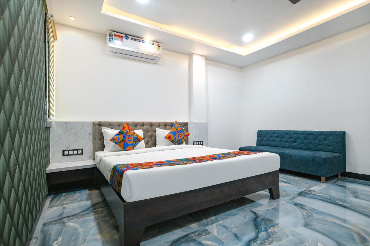 Fabhotel Well Indore