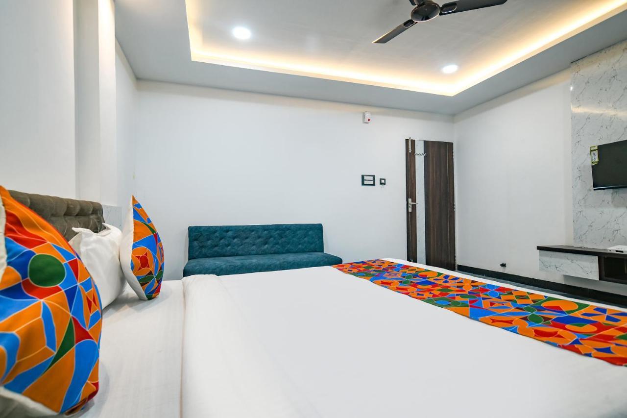 Fabhotel Well Hotel 3*