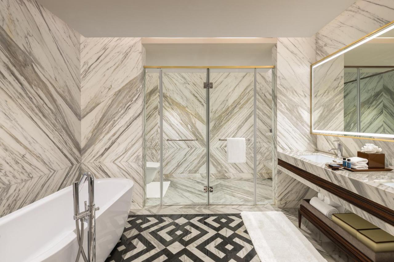 Marriott Hotel 5*