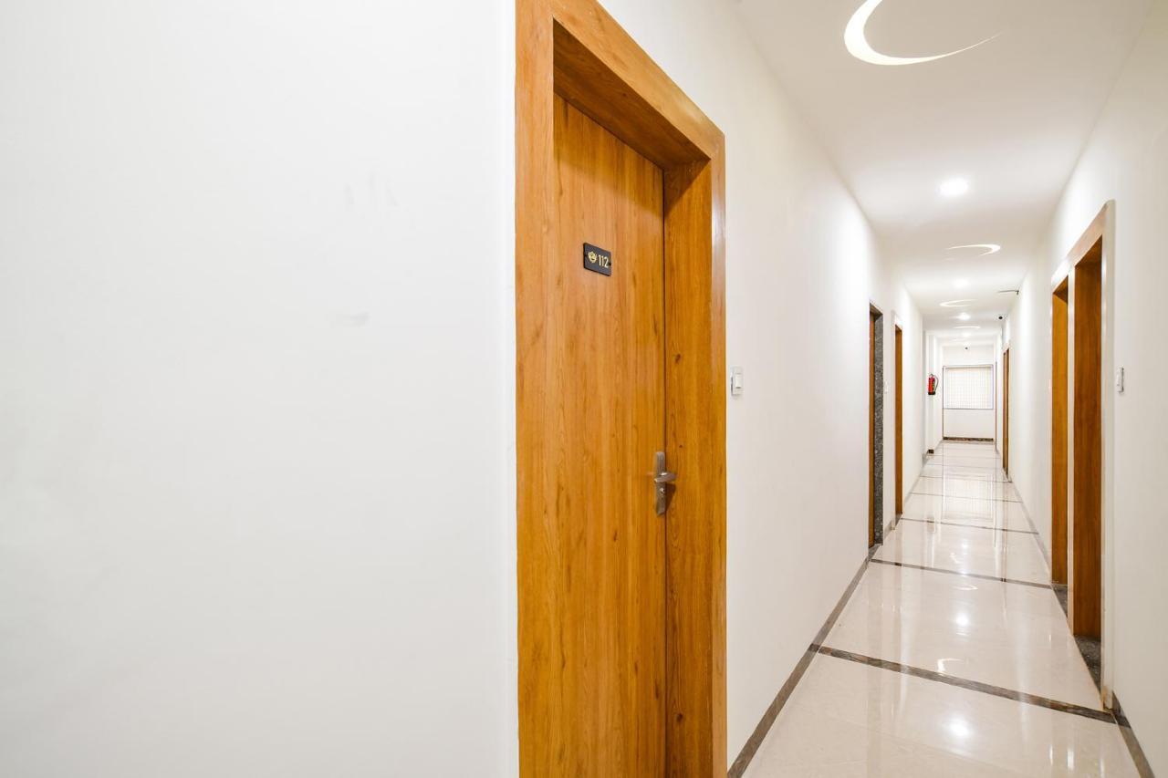 Hotel Fabhotel Woodlark