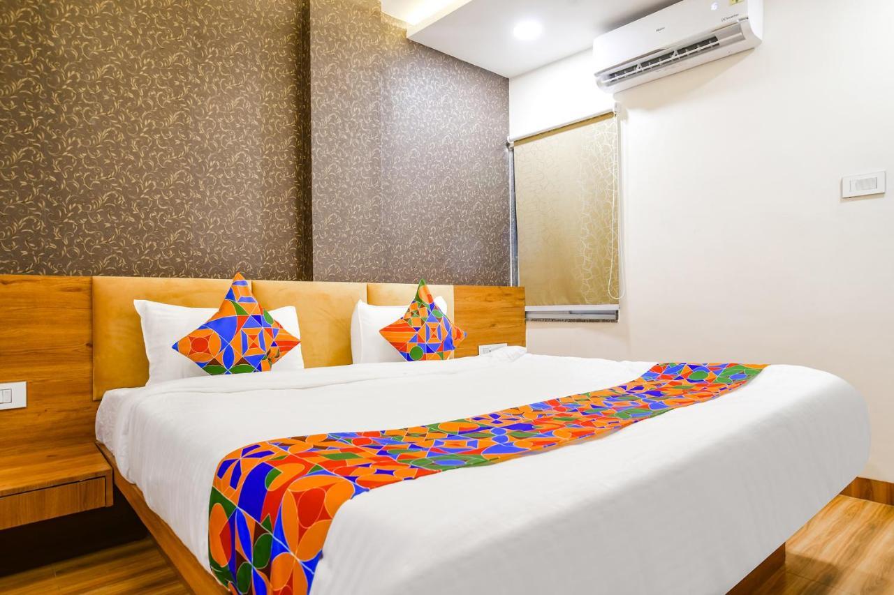Fabhotel Woodlark Indore