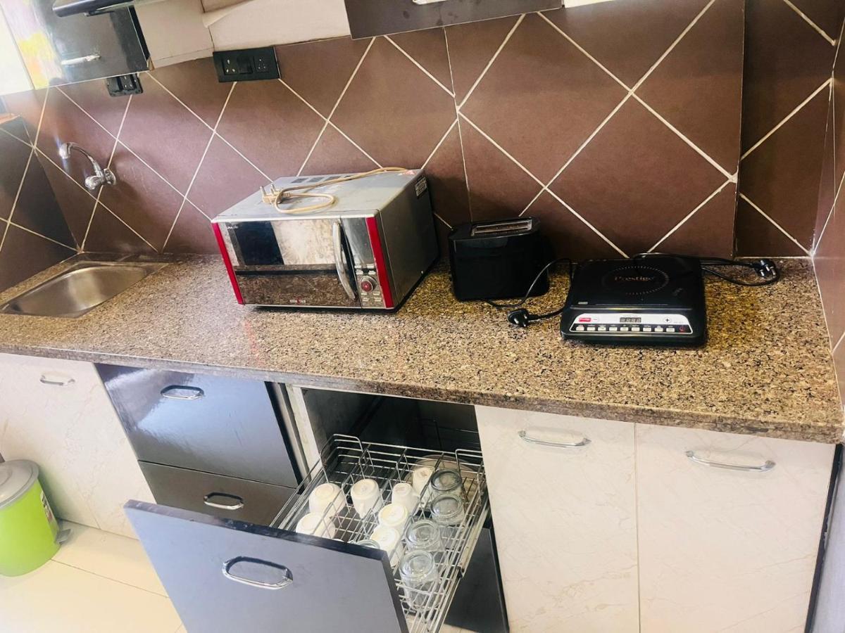 Stay10 Premium Service Apartment Indore