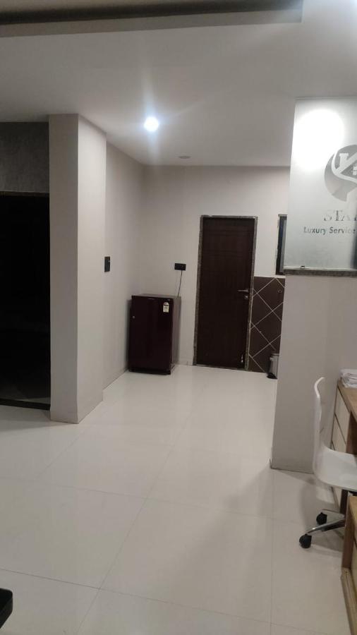Stay10 Premium Service Indore