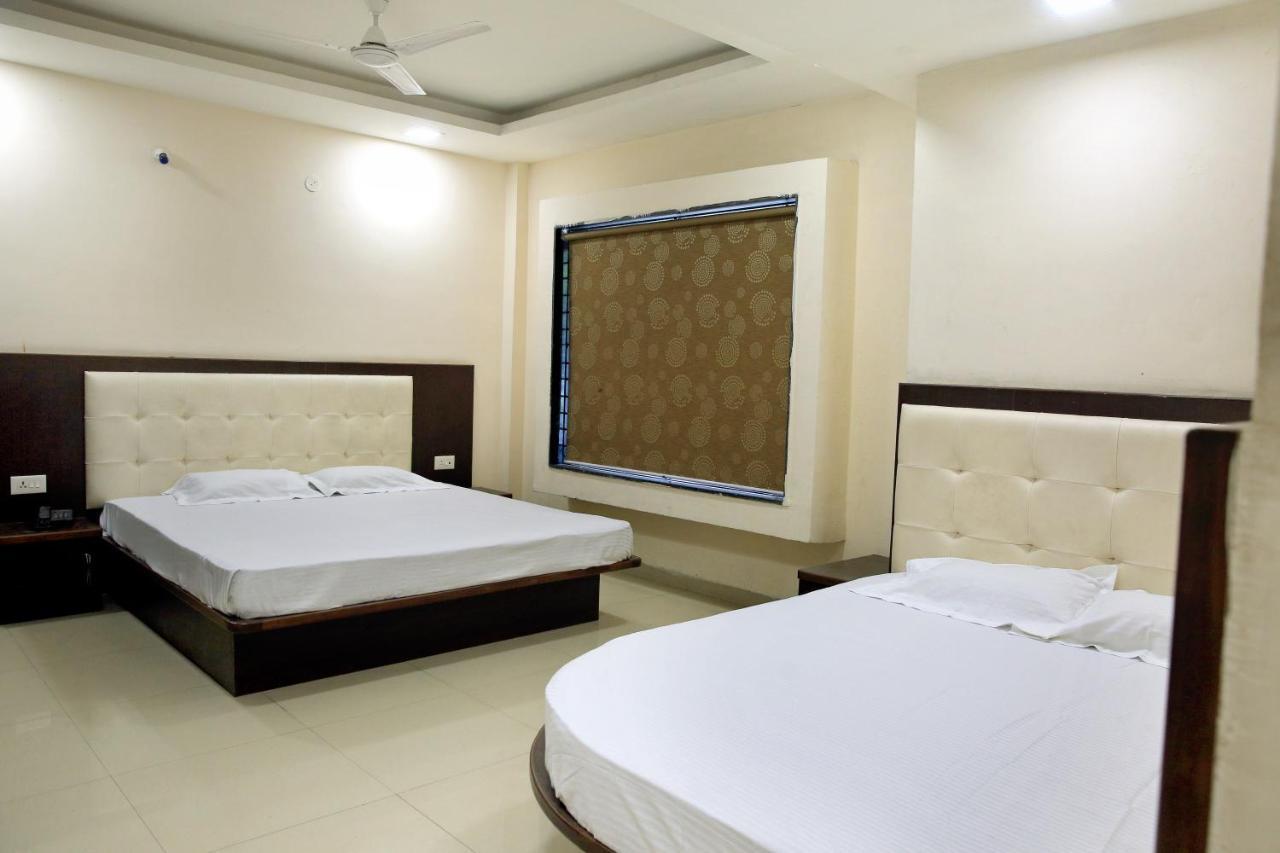 Hotel Shri Raam Krishna Baag Indore