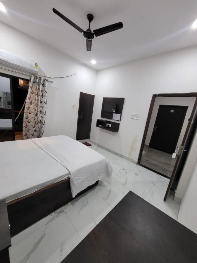 Hotel O Paradise Indore