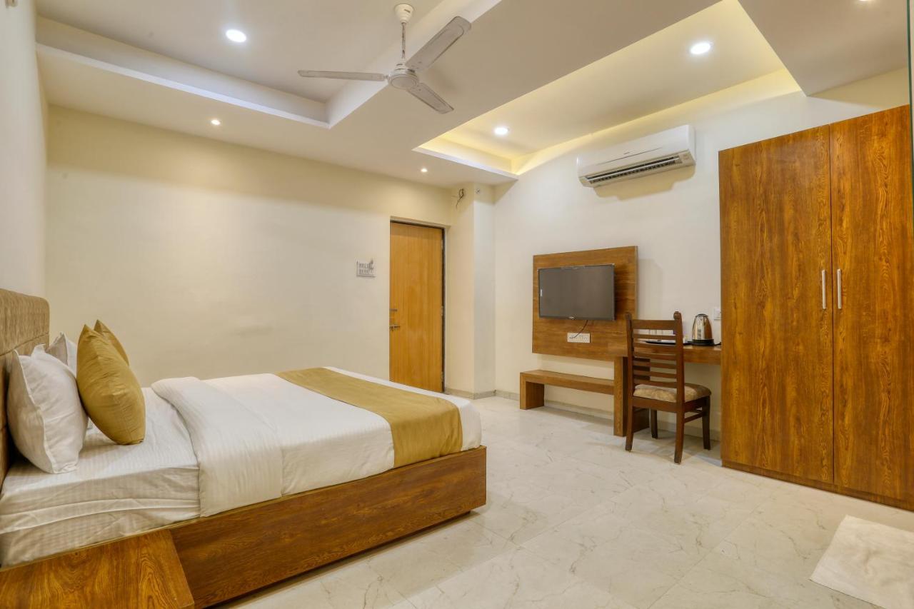 Konark - Vijay Nagar 3*