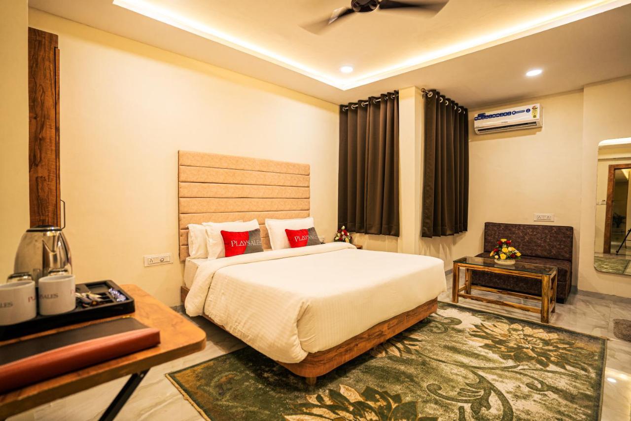 The Havelock By Playsales Indore