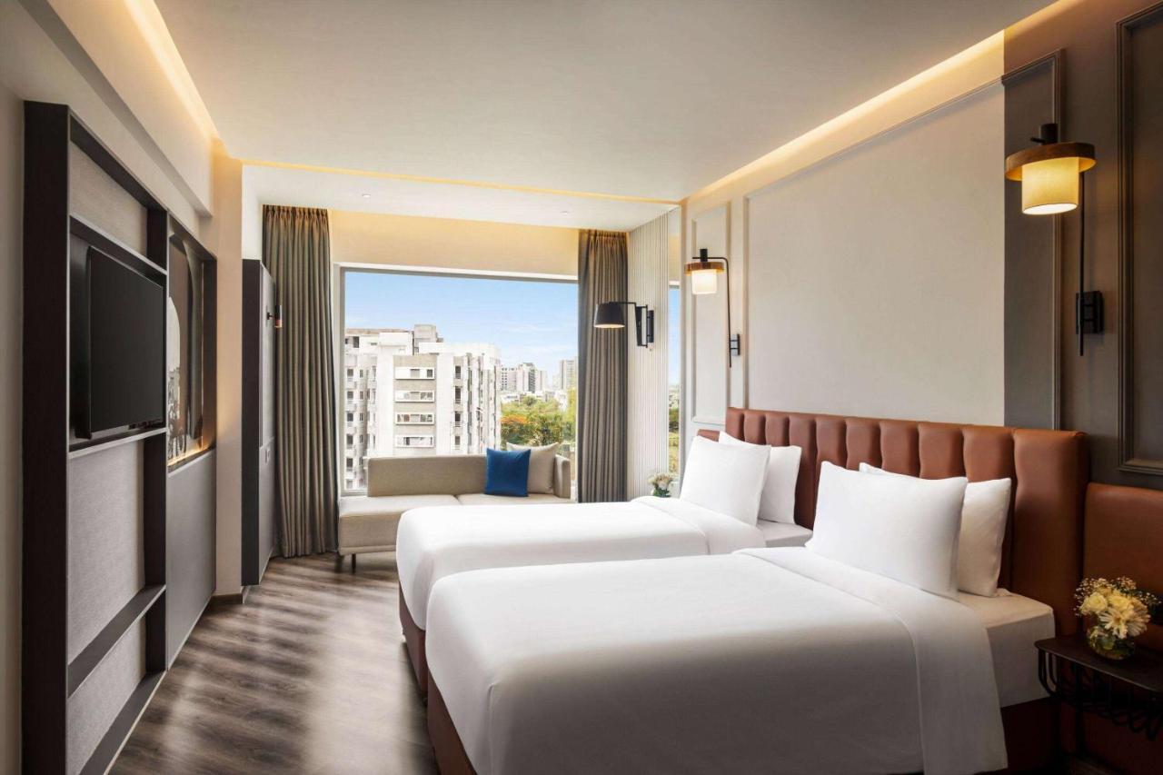 Ramada Encore By Wyndham Nipania Hotel *