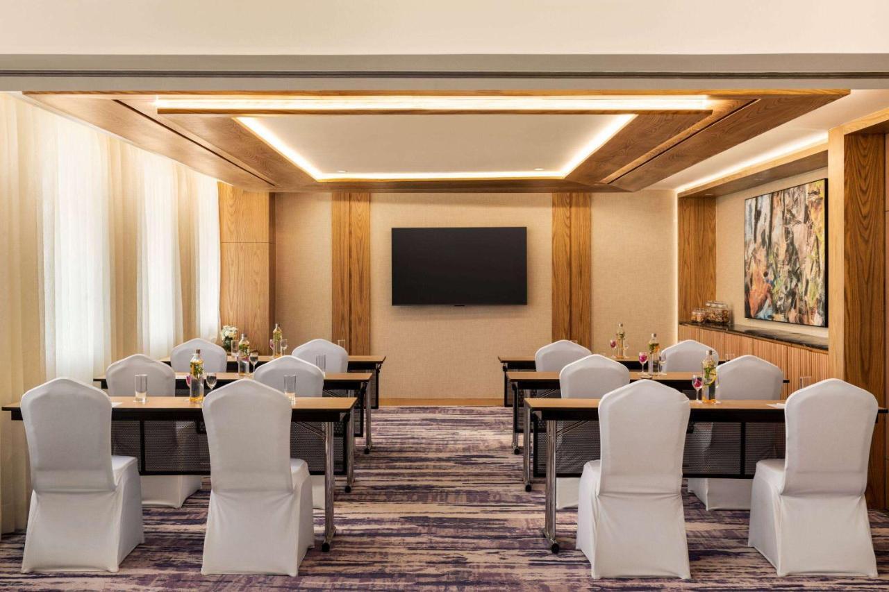 Hotel Ramada Encore By Wyndham Nipania *
