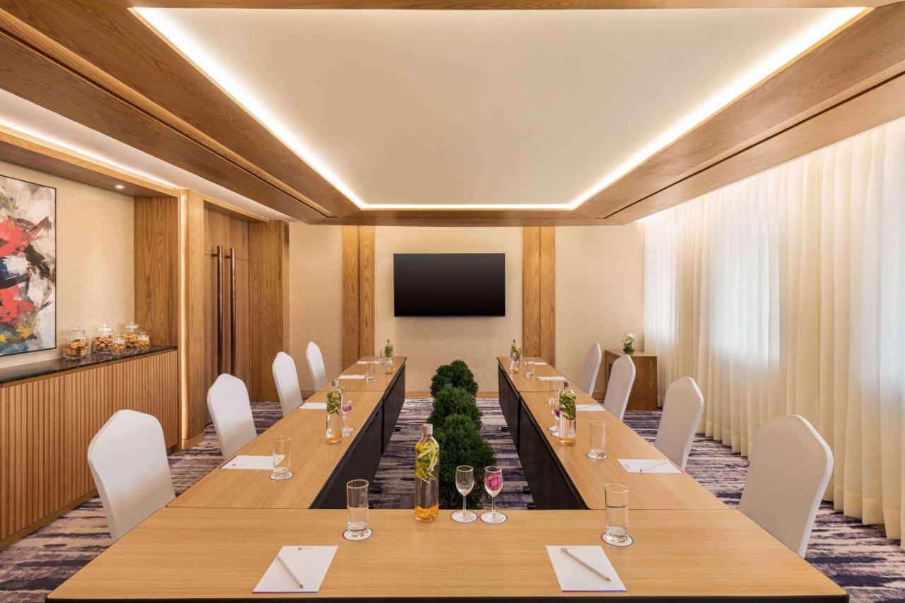 Ramada Encore By Wyndham Nipania Hotel *