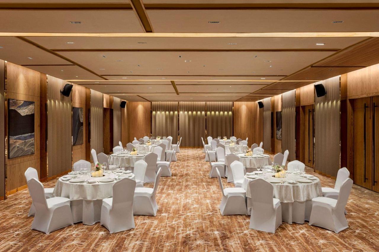 Ramada Encore By Wyndham Nipania Hotel