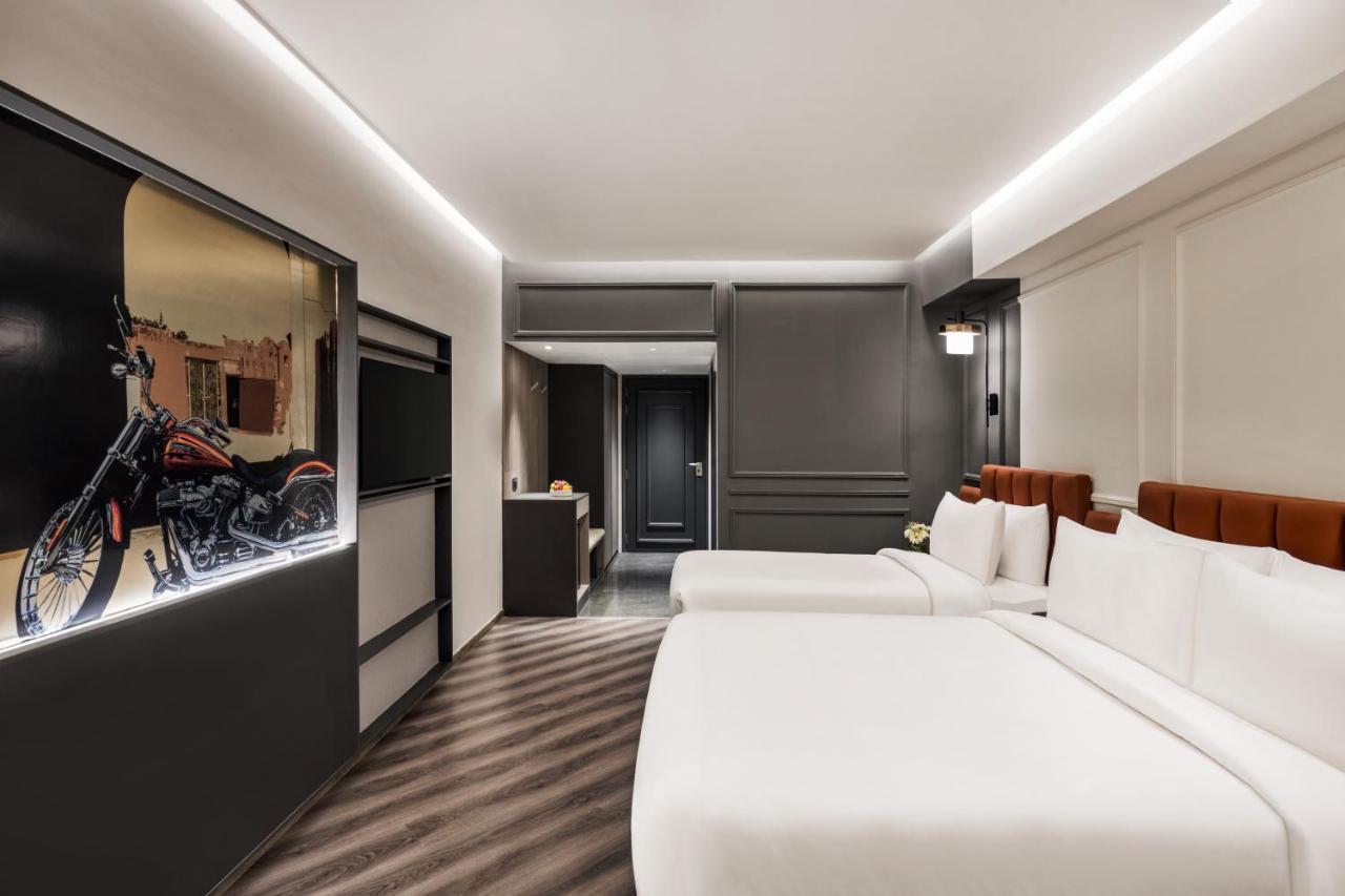 Ramada Encore By Wyndham Nipania Hotel