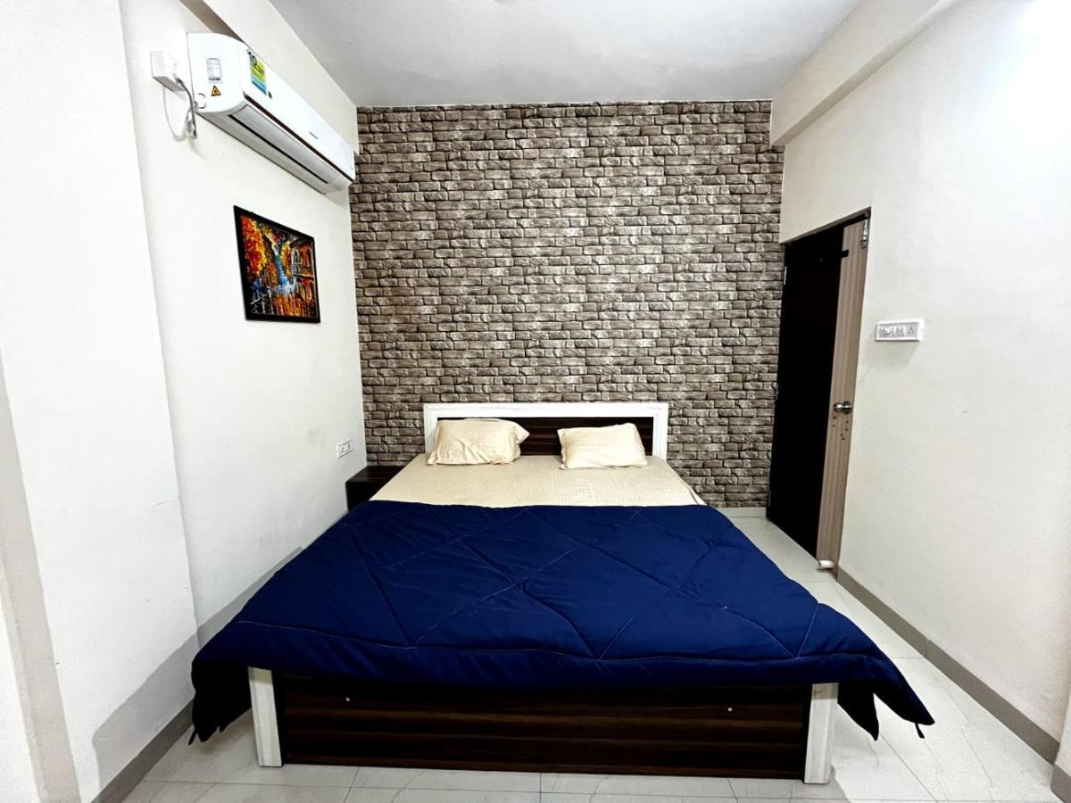 Staeg Heart Of 2bhk - 201 Indore