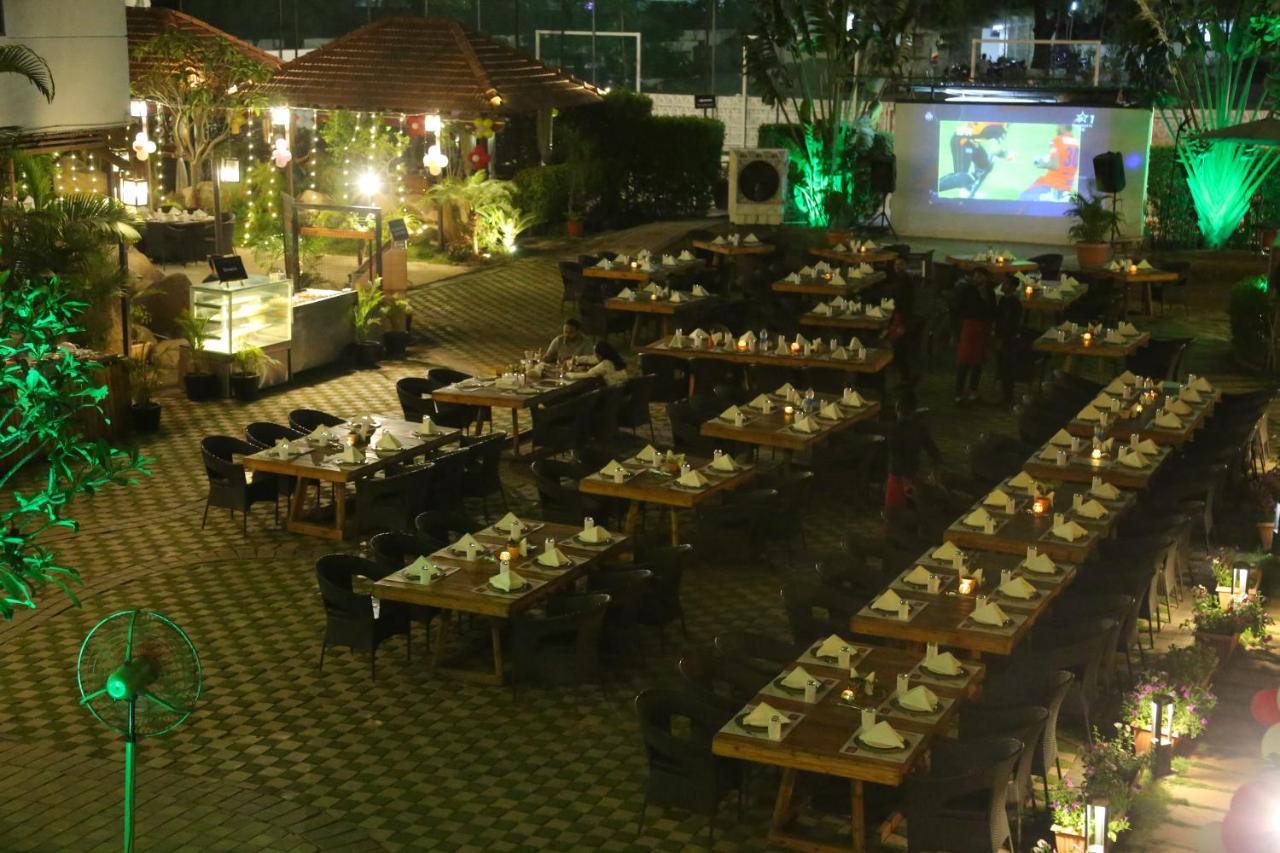 Monk's Nirvanaa & 3* Indore