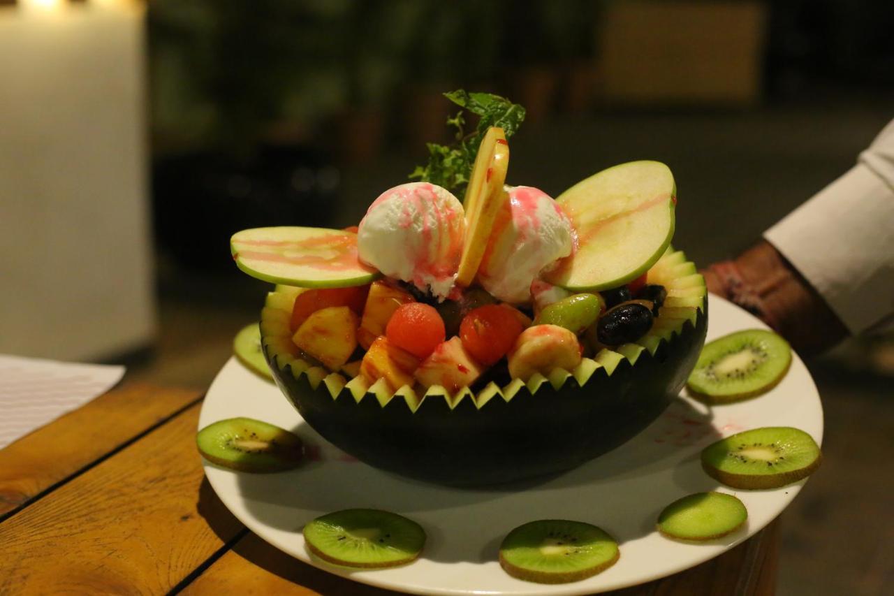 Monk's Nirvanaa & Hotel