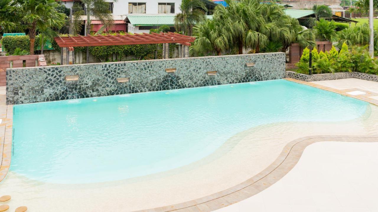 Monk's Nirvanaa & Hotel 3*