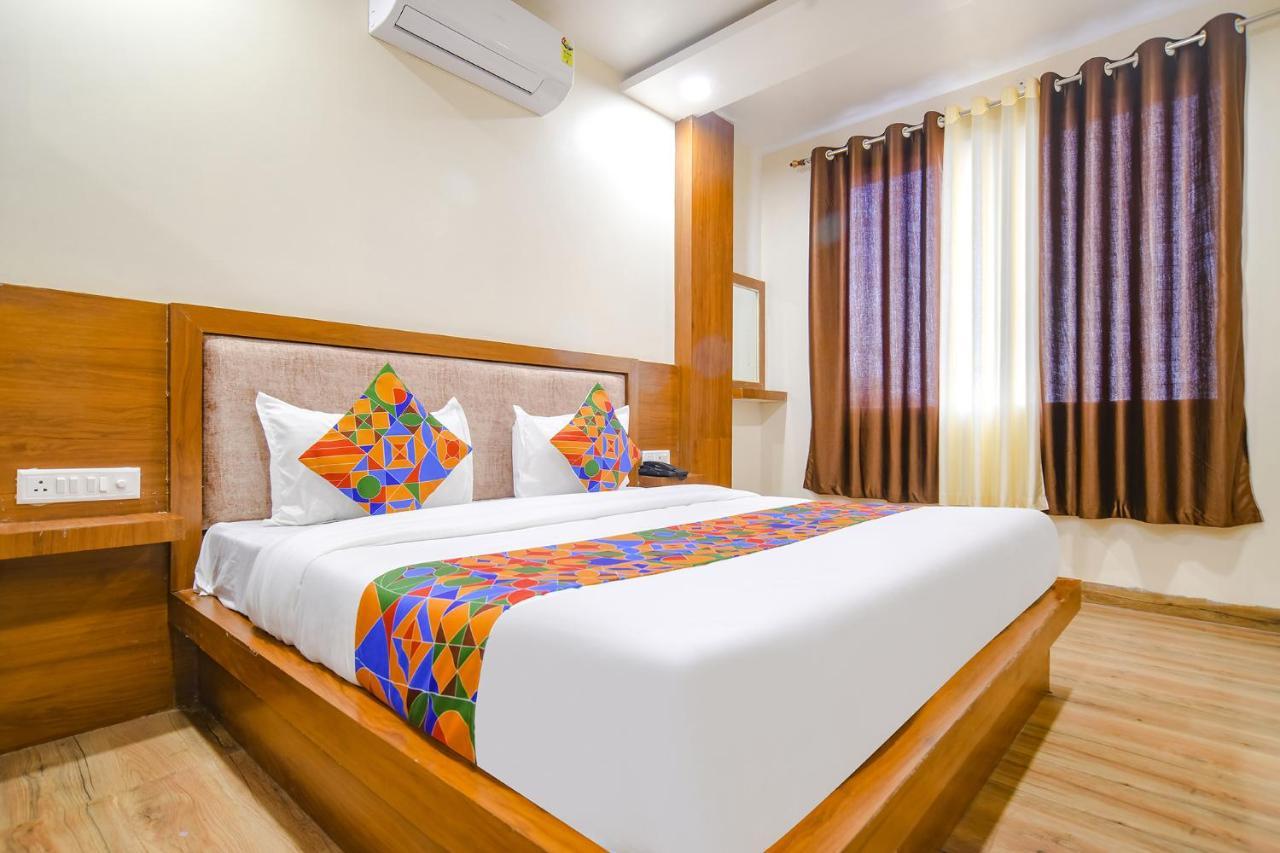 Hotel Fabhotel Atharv Indore