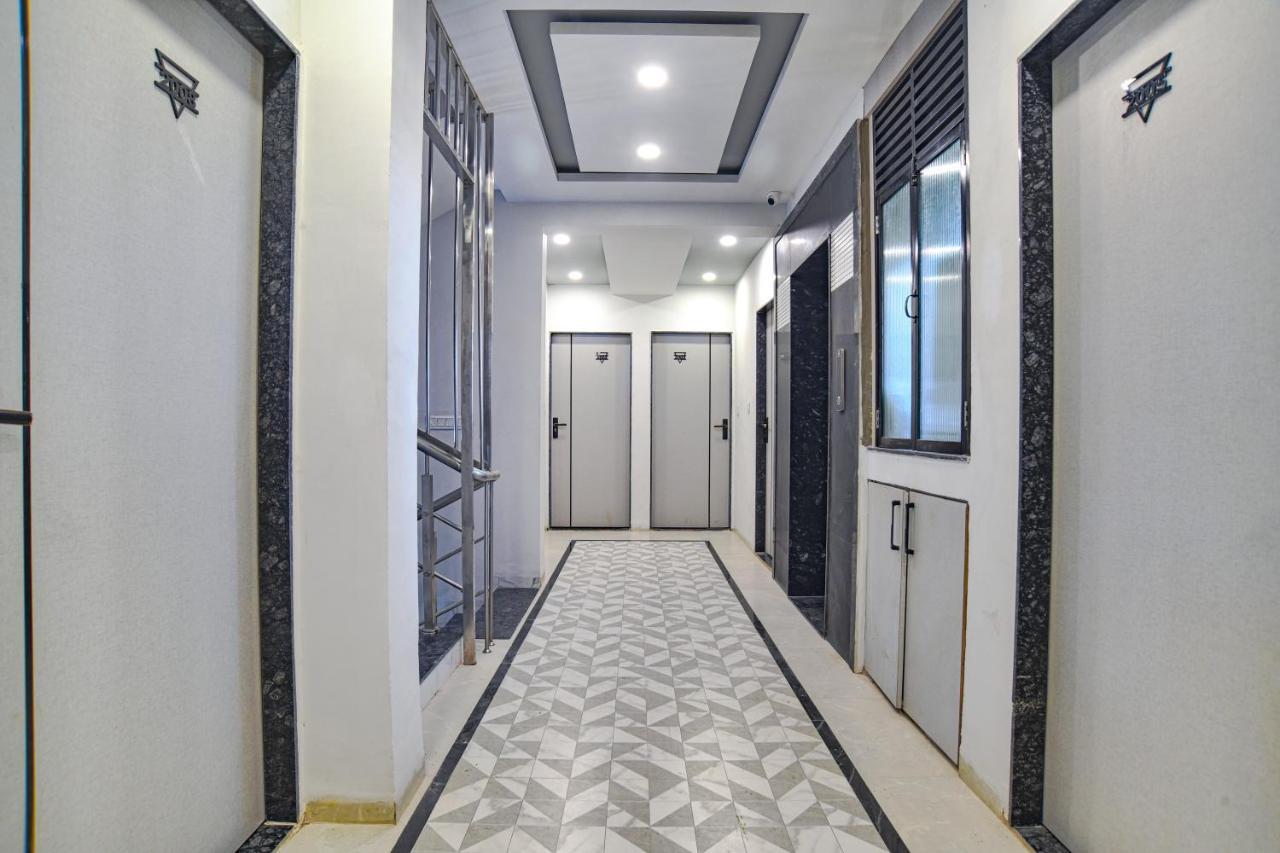 Fabhotel Dev's Hotel