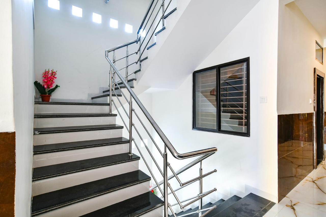 Hotel Fabexpress Sp7