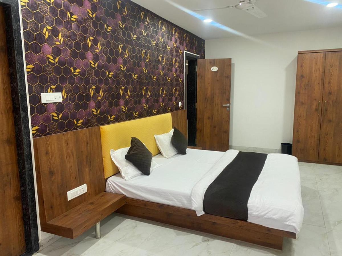 Hotel Suraj 3*
