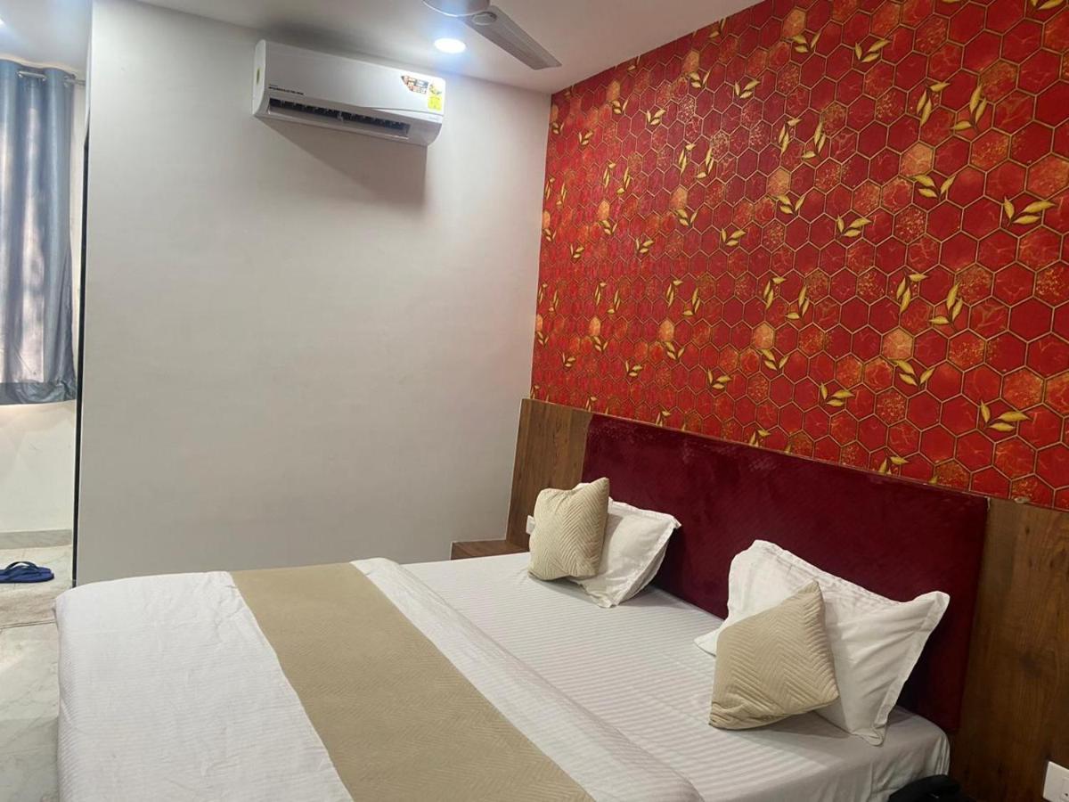 Suraj Hotel