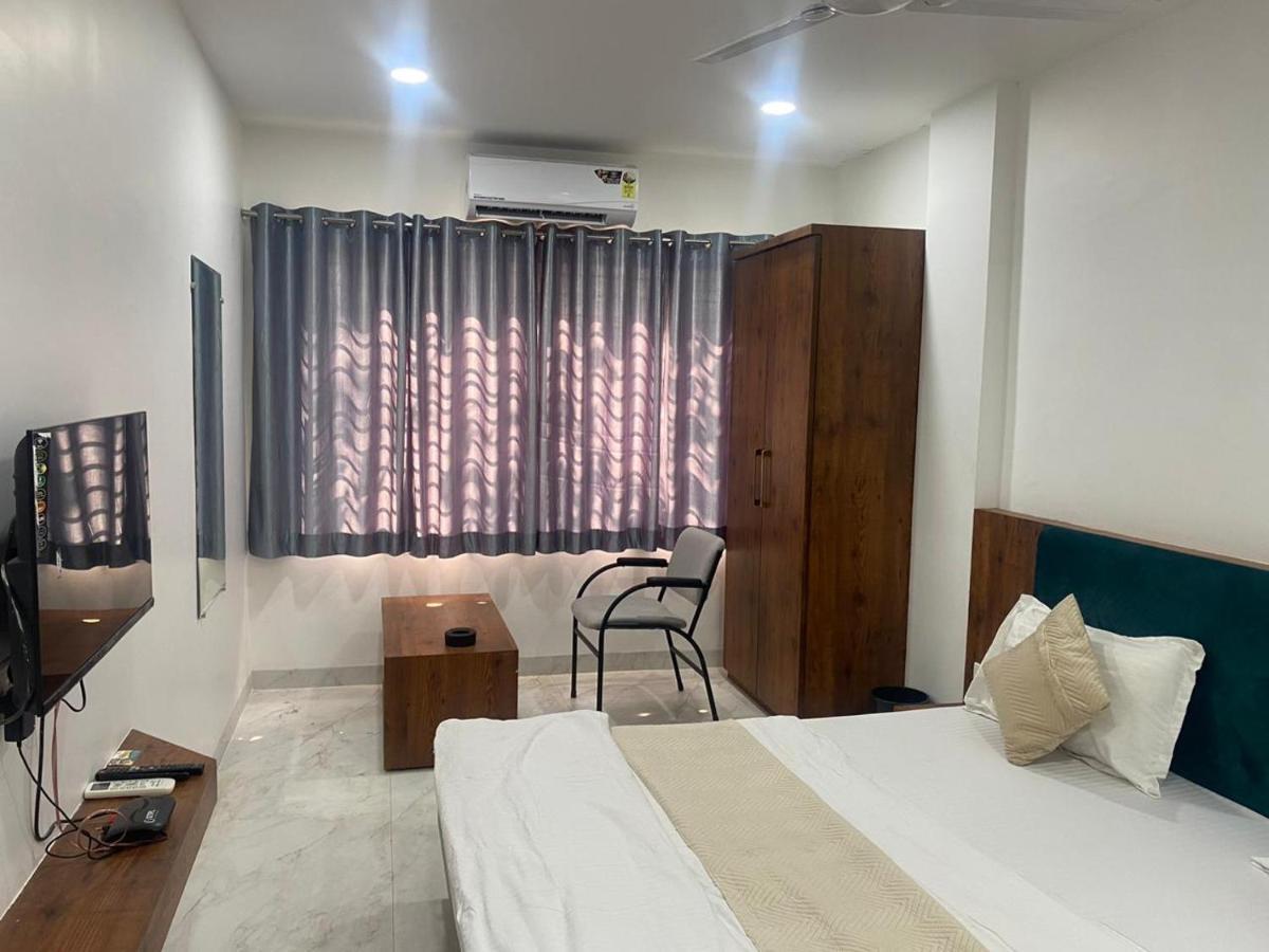 Suraj 3* Indore