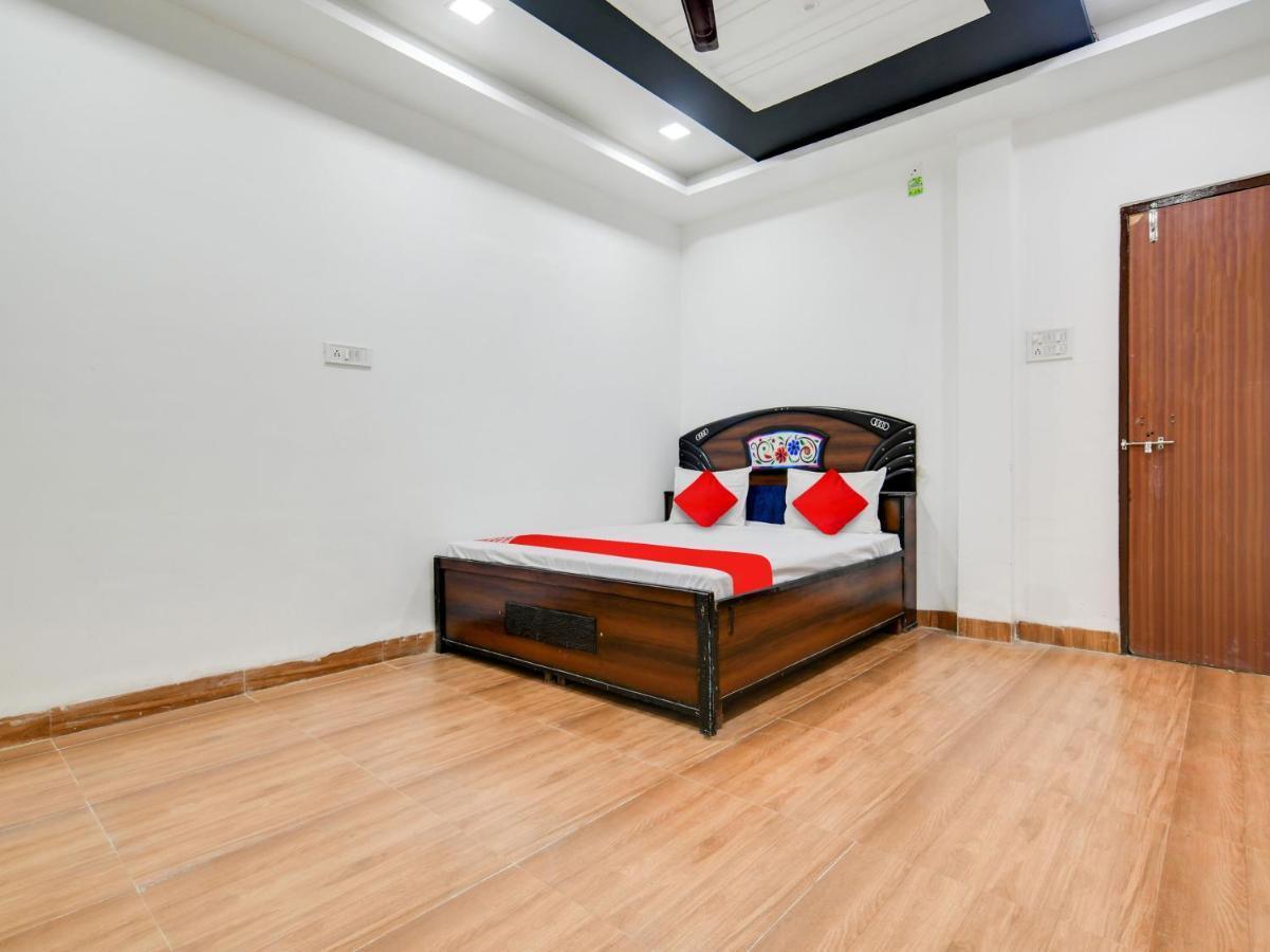 Hotel Spot On Relax Indore