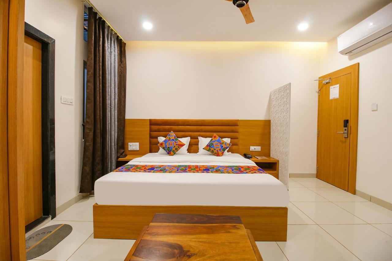 Fabhotel The Gravity 3*