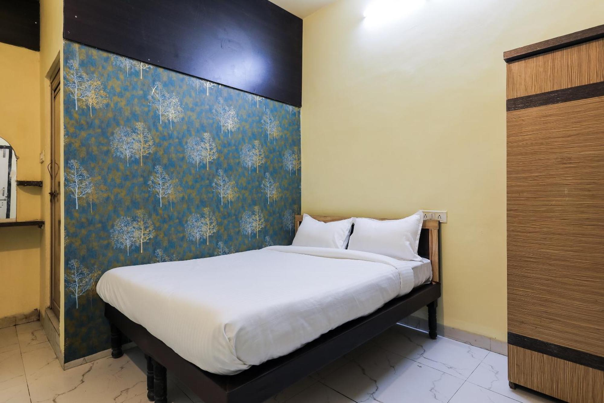 Oyo Easy Hotel
