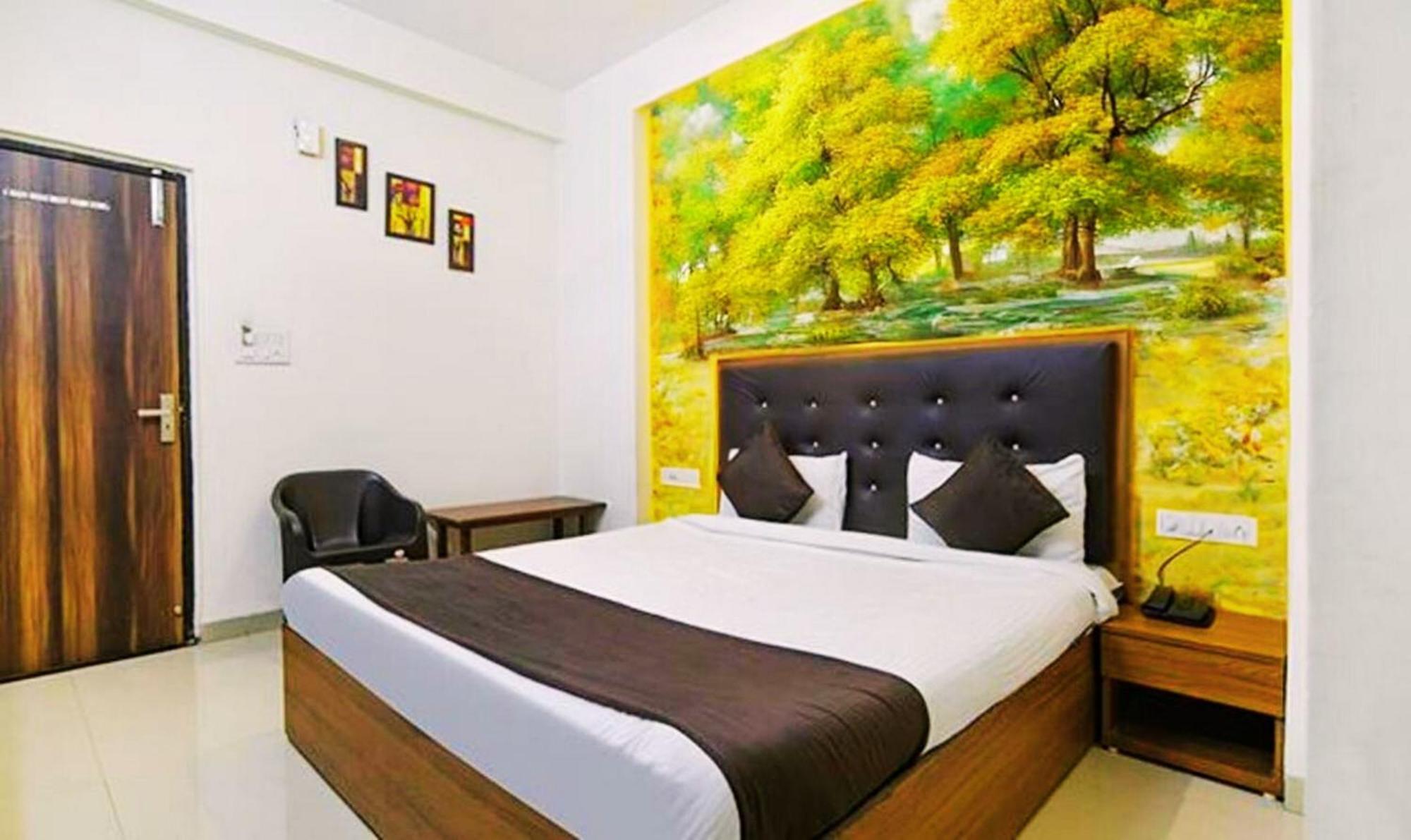 Shubhshree Hotel