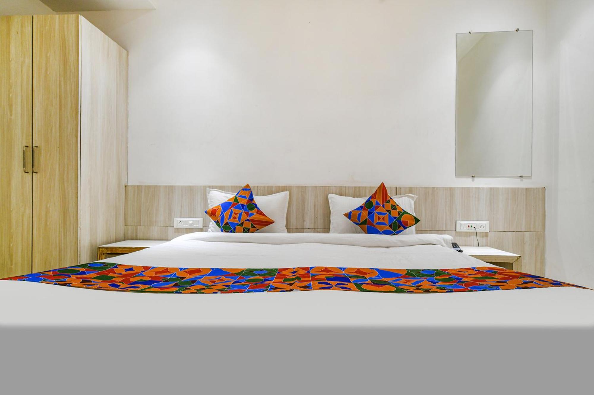 Fabhotel Blue Ocean 3*