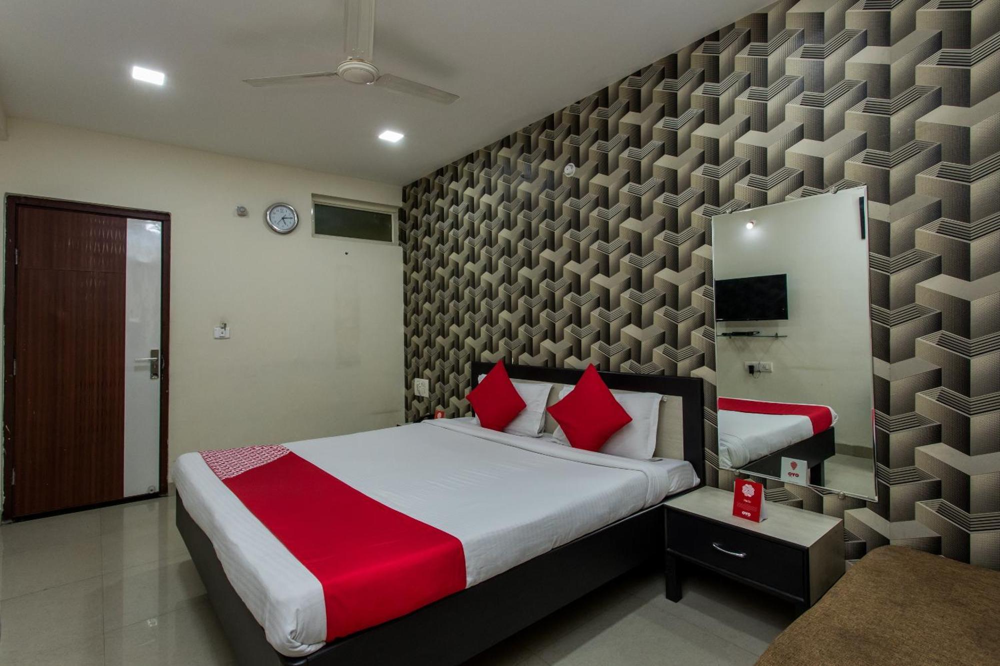 Super Collection O Prithviraj Hotel Indore