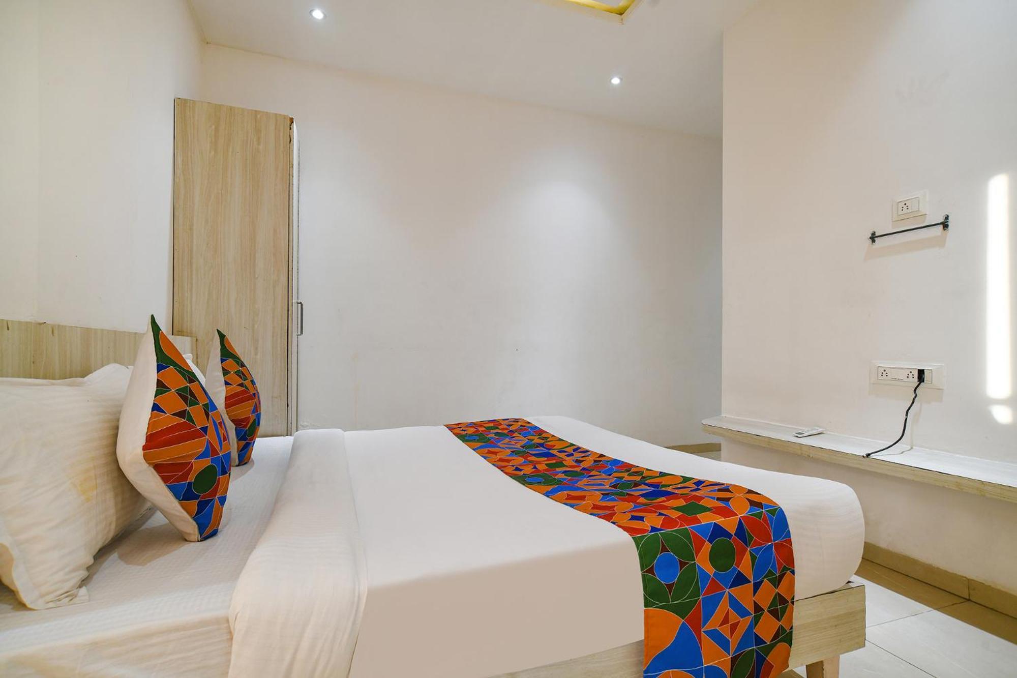 Hotel Fabhotel Blue Ocean Indore