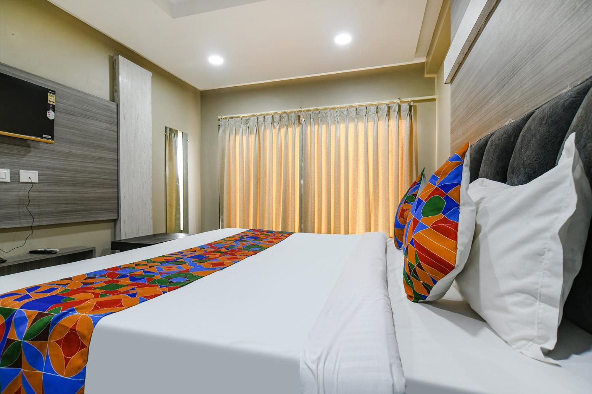 Fabhotel Classic Hotel 3*