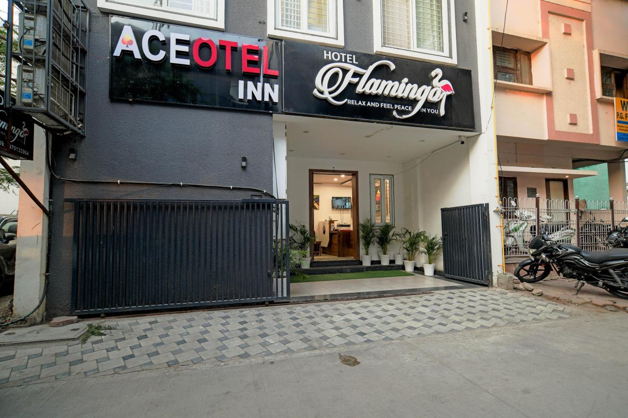 Aceotel Flamingo