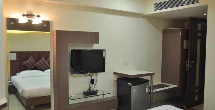 Fabhotel Amrit Residency Indore