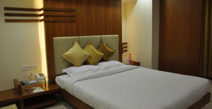 Fabhotel Amrit Residency Hotel