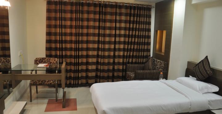 Fabhotel Amrit Residency Indore