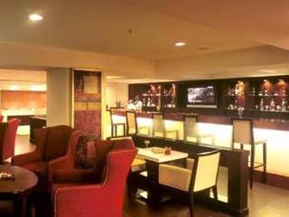 Hotel Sarovar Portico 4*